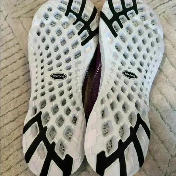 SOCONE WOMENS WATER SHOES Purple  SLIP ON SIZE 42 Euro. Size 10 - Picture 5 of 5